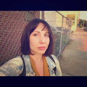 Meet your Posher, Nina